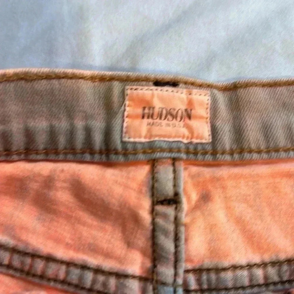 Hudson Moss Midrise raw hem orange ombré denim shorts size 26 - Picture 4 of 6